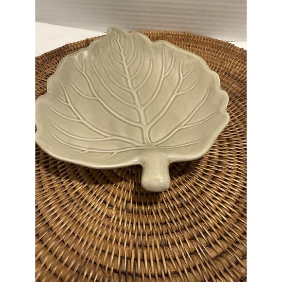 Ceramic Leaf Plate, Earth Tone, Fall Decor, Catch All Plate, Kitchen Serveware - Picture 5 of 9